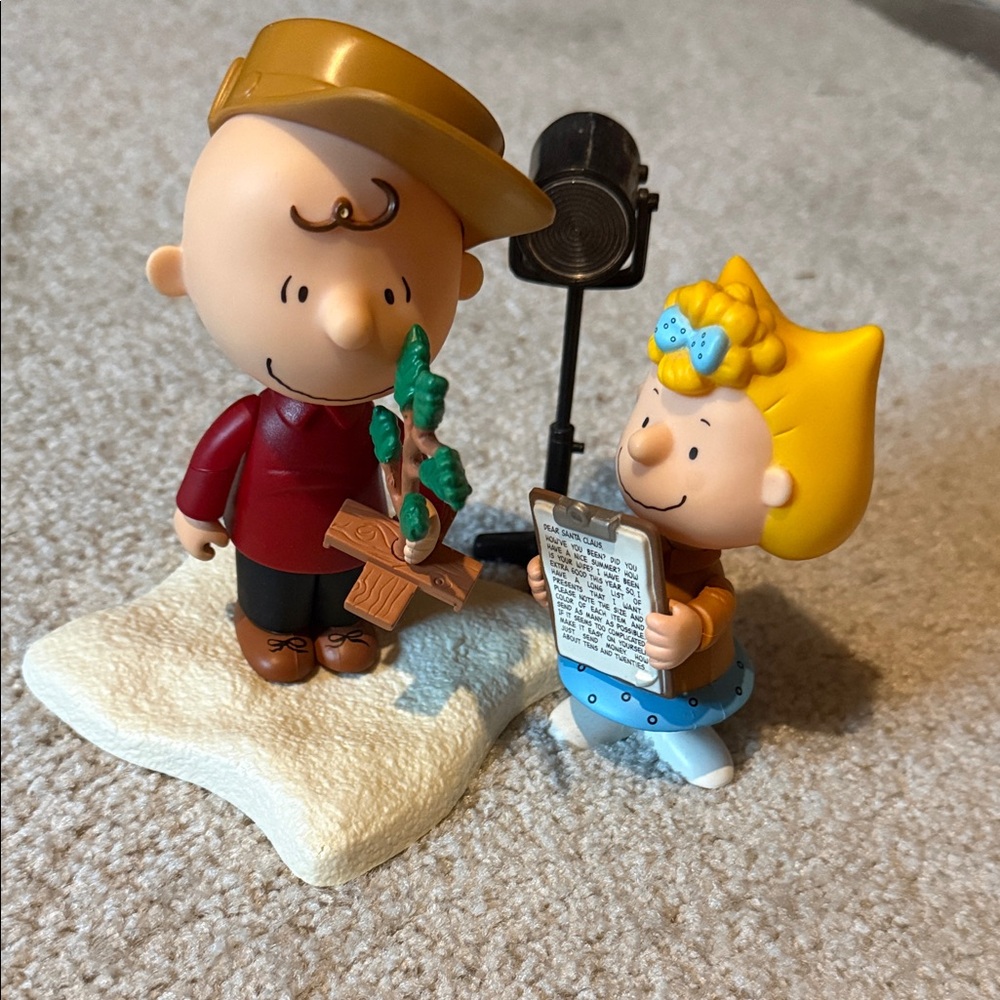 Peanuts Figurine Set Charlie Brown and Sally